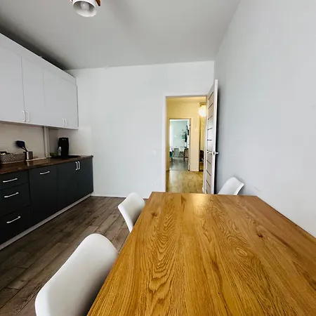 новобудова стрийська 45а жк леви міста автовокзал гашека Lviv