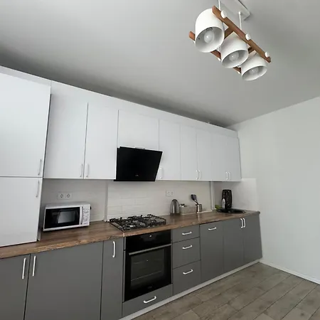 новобудова стрийська 45а жк леви міста автовокзал гашека Apartment