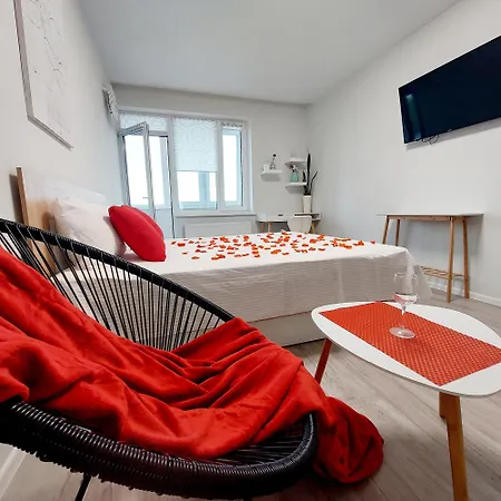 новобудова стрийська 45а жк леви міста автовокзал гашека Lviv