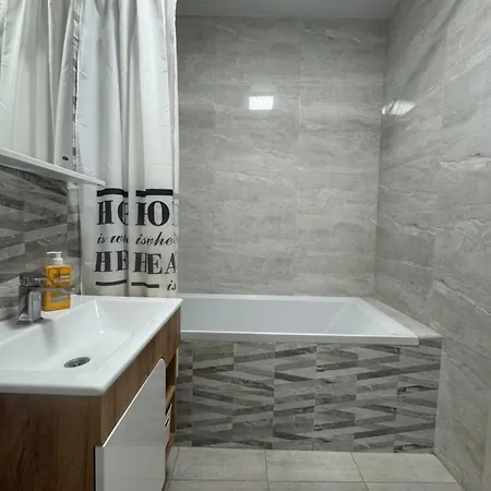 новобудова стрийська 45а жк леви міста автовокзал гашека Apartmán Lvov